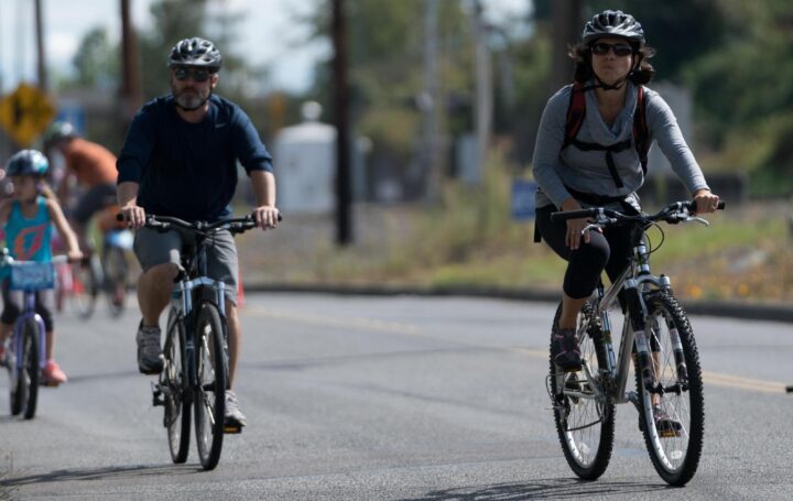 People bicycling in Tacoma.