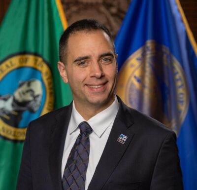 Mayor Anders Ibsen in Council Chambers