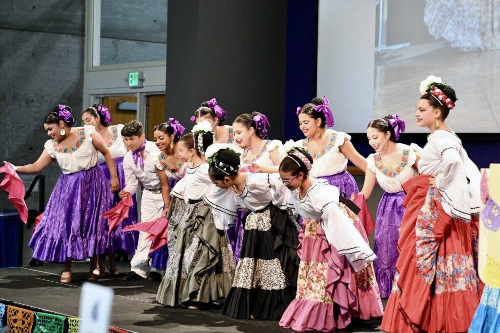 University of Washington Tacoma: Latine Celebrando Comunidad